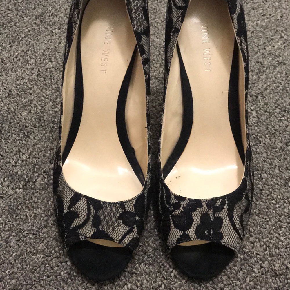Heels - Picture 4 of 9